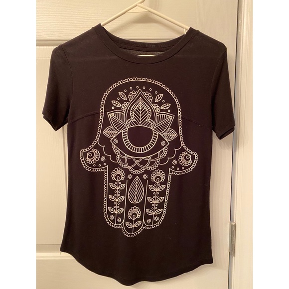 Black Hamsa Tee - Picture 1 of 2